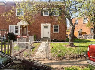 3724 Mark Dr, Alexandria, VA 22305
