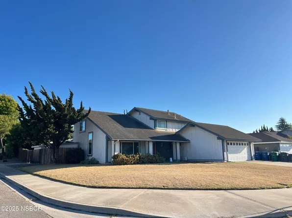 1424 Oak Knoll Rd, Santa Maria, CA 93455