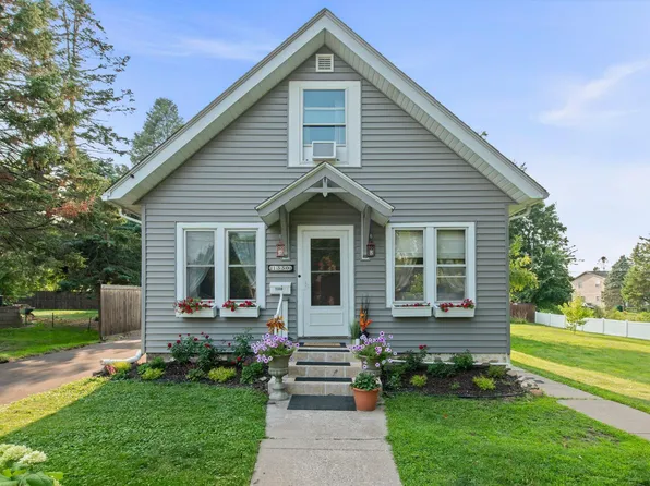 1330 5th St S, Stillwater, MN 55082