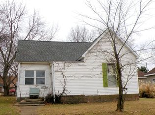 1223 W Walnut St, Nevada, MO 64772