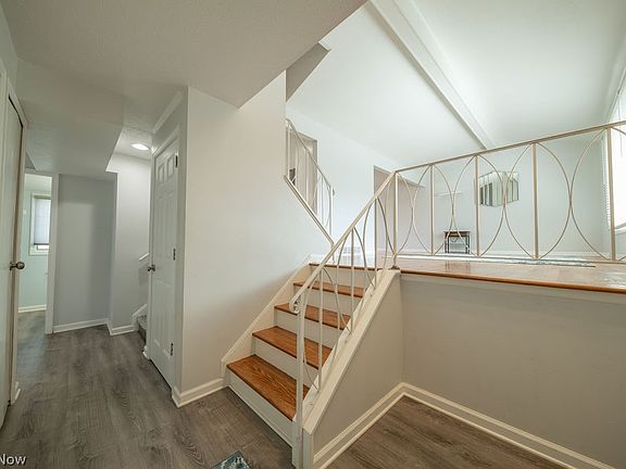 3rd image of 33295 Outley Park Dr