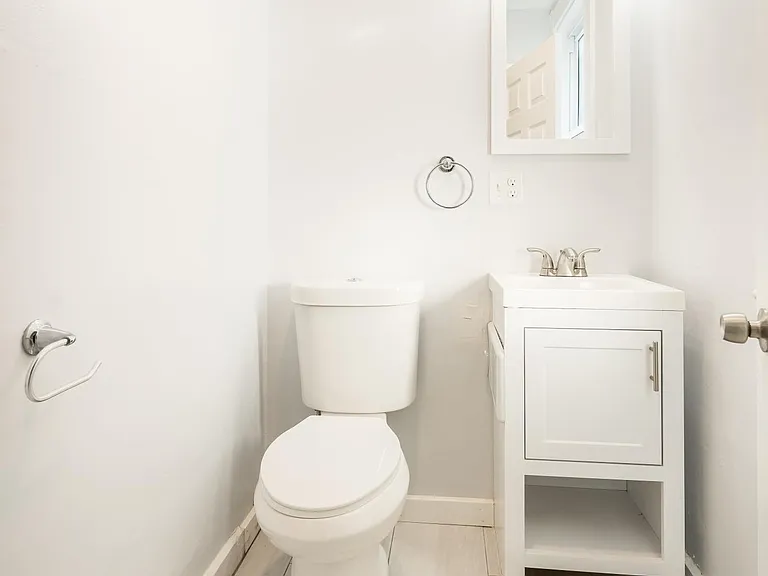86 Brook St #3 — Photo 21