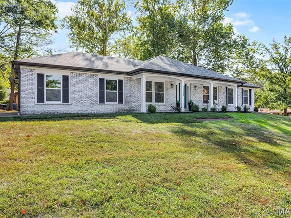 12388 Country Glen Ln, Saint Louis, MO 63141