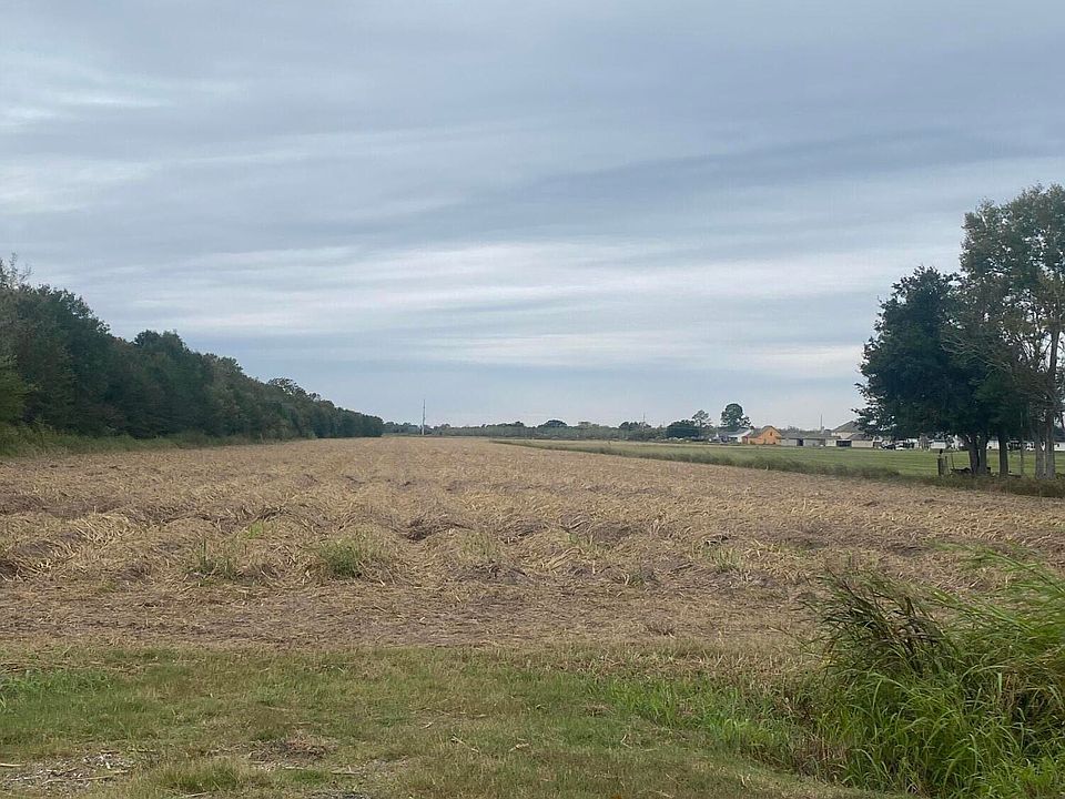2nd image of Highway 685