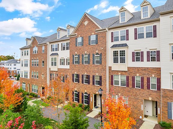 2nd image of 7542 Brunson Cir #168