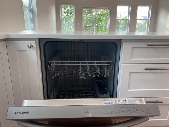 176 Avenue F image 19 of 26