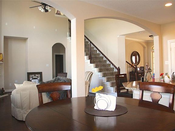 5th image of 179 Pinto Point Pl