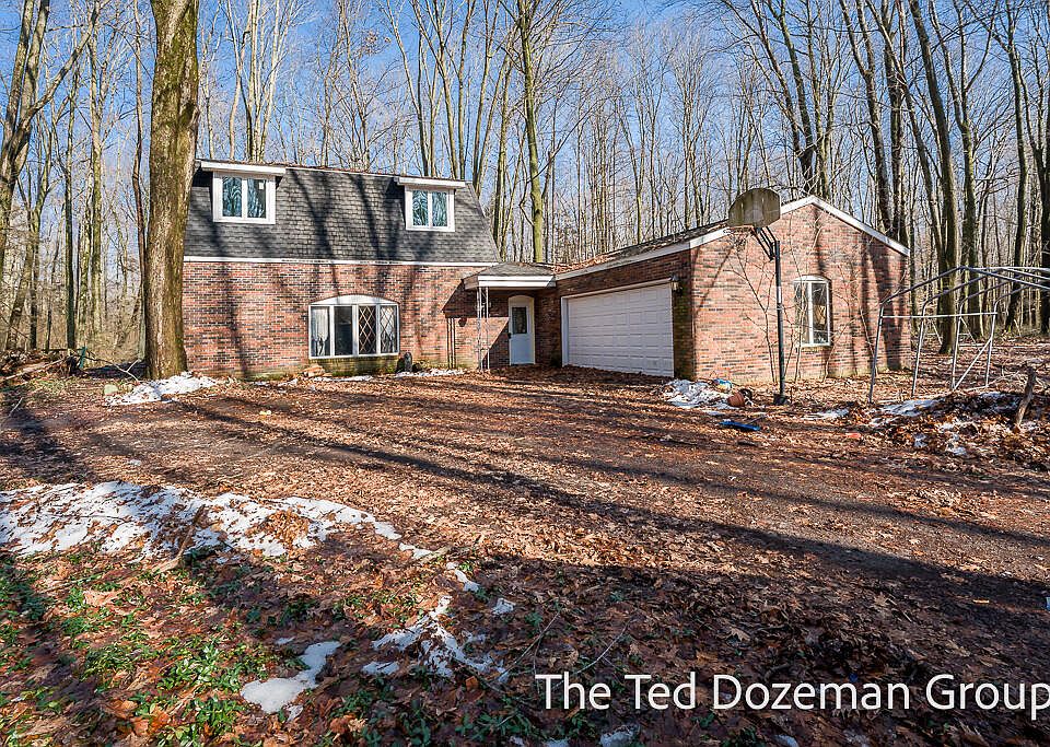 1st image of 2948 N 160th Ave
