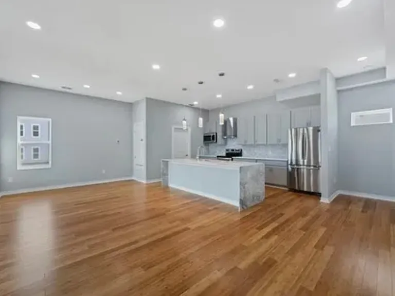 4633 Virginia Ave #101 — Photo 5
