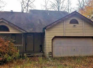 36 Lake Natalie Dr, Gouldsboro, PA 18424