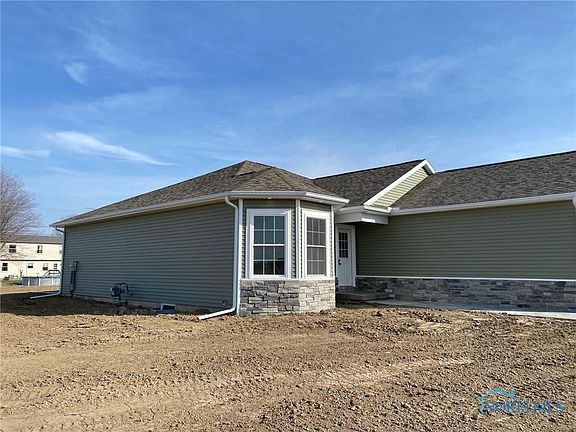 2nd image of 4085 E Plaza Blvd