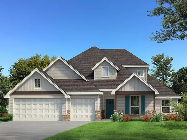 3205 Broadmoore Dr, Moore, OK 73160