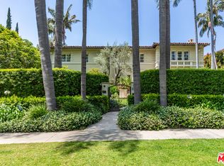 1017 N Roxbury Dr, Beverly Hills, CA 90210