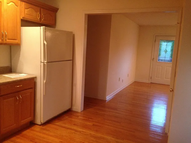 Open Floor Plan~Dover White Walls