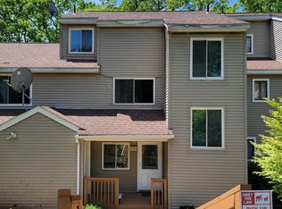 3303 Windermere Dr, Bushkill, PA 18324