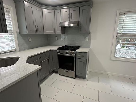 4th image of 204-17 46th Ave Floor 2
