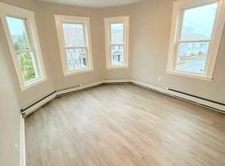 27A Des Moines Rd #A, Quincy, MA 02169