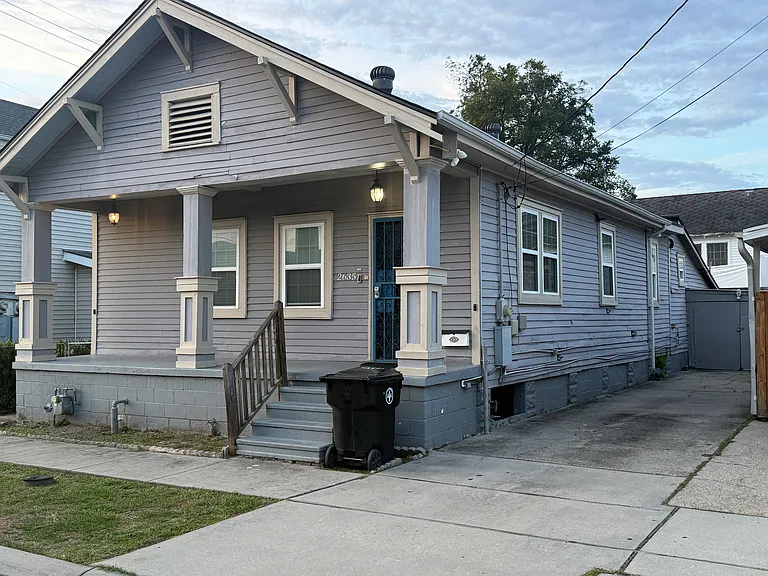 2635 Aubry St — Photo 1