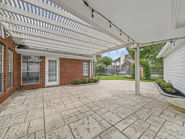 1735 Berkoff Dr — Photo 19