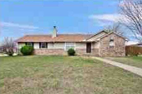 1st image of 525 S Deambra Dr