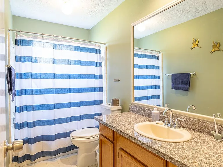 421 Indianmeadow Dr — Photo 18