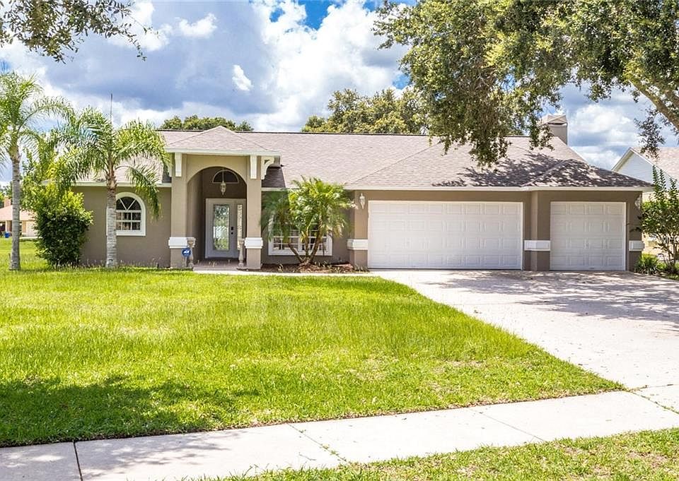 1st image of 2809 Bent Leaf Dr