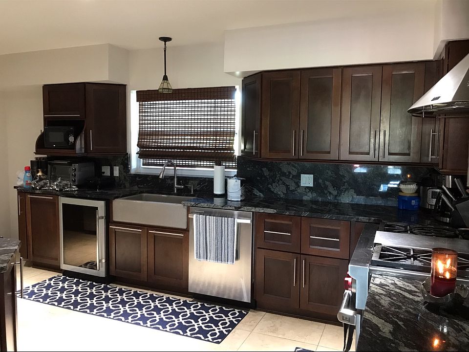 1st image of 27 Sea Horse Ln