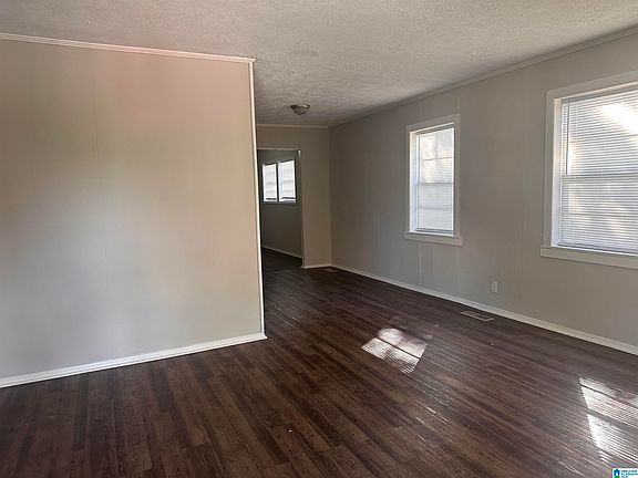 4th image of 56 Lakeside Dr