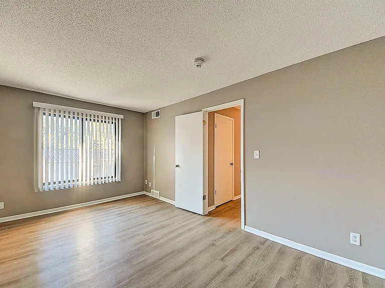 1215 Oakland Rd NE #44 — Photo 8