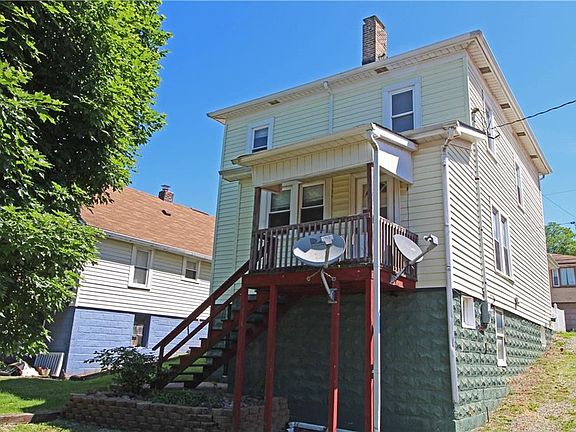 3rd image of 111 Hardy St