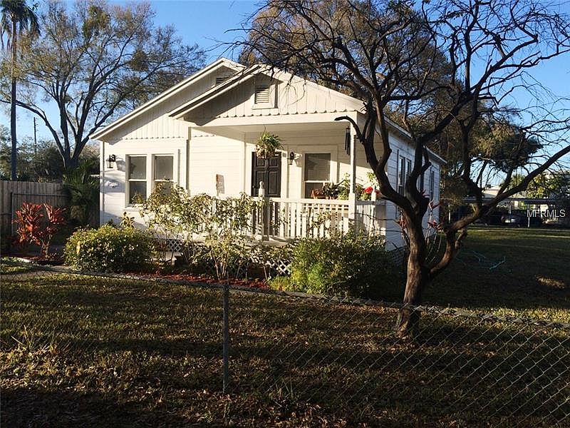 1st image of 233 35th Ave N