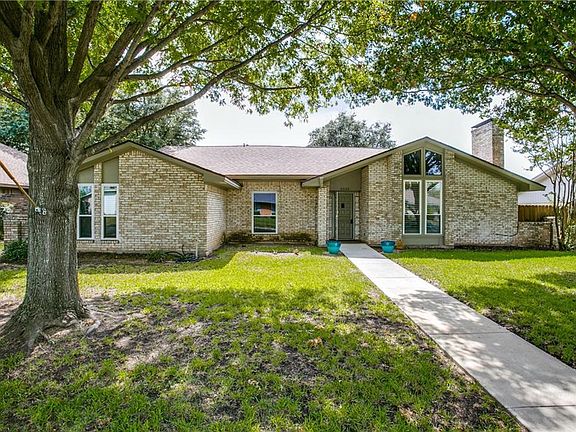 3rd image of 2520 Stonemoss Dr