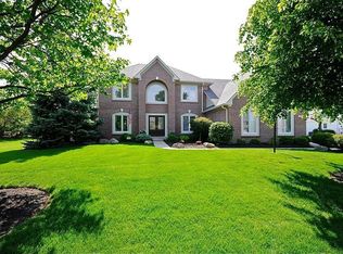 5268 Apache Moon, Carmel, IN 46033