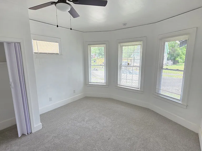 14063 Freeland St — Photo 20
