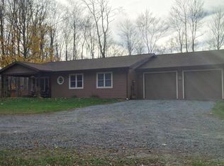 25 Elizabeth Ave, Honesdale, PA 18431