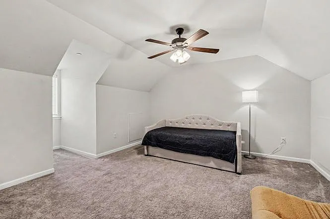 519 Byler Cir #1 — Photo 22