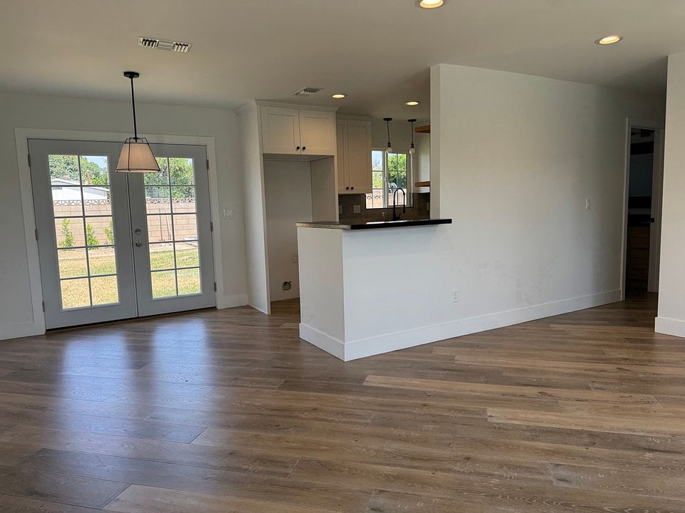 Living Room-1