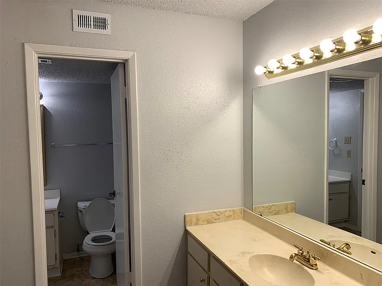 13002 Leader St #1/904 — Photo 7