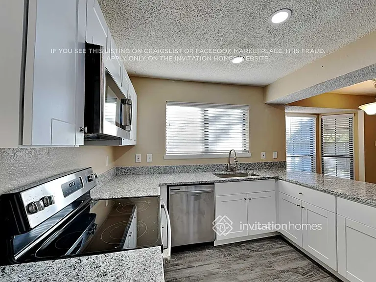 6001 Rocky Point Dr — Photo 6