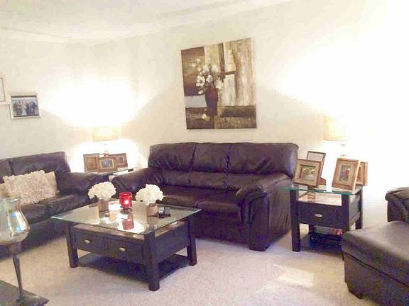 5th image of 304 Parkside Dr #1