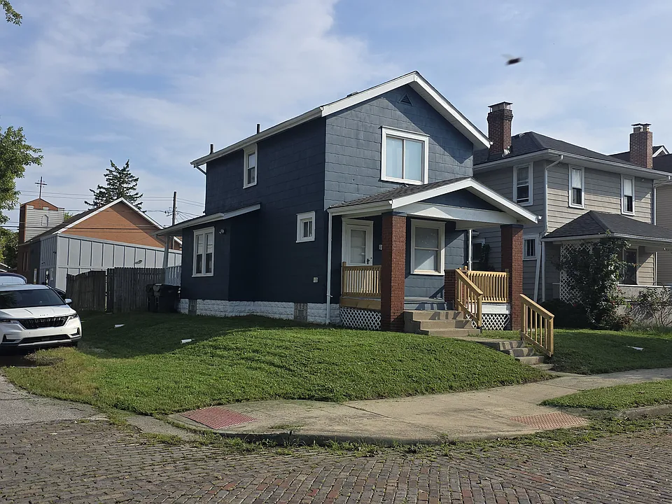 550 Sheldon Ave