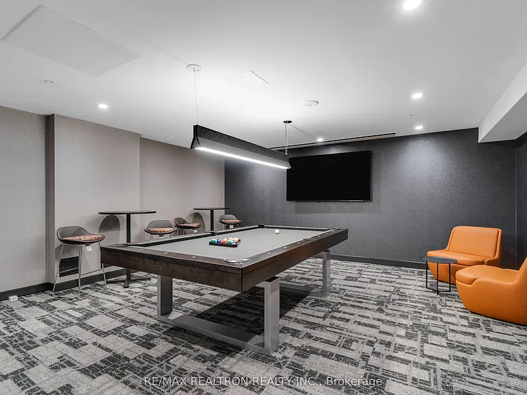 2525 Bathurst St #310 — Photo 33