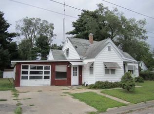 111 E Glenn St, Prairie Du Chien, WI 53821