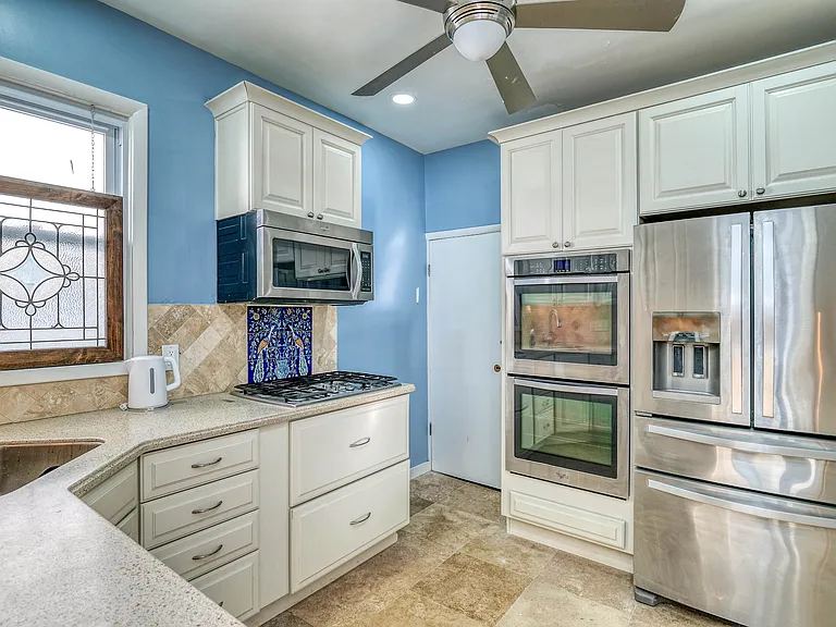 8 N Nashville Ave — Photo 8