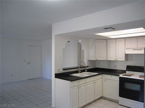 5th image of 4708 Obannon Dr APT A