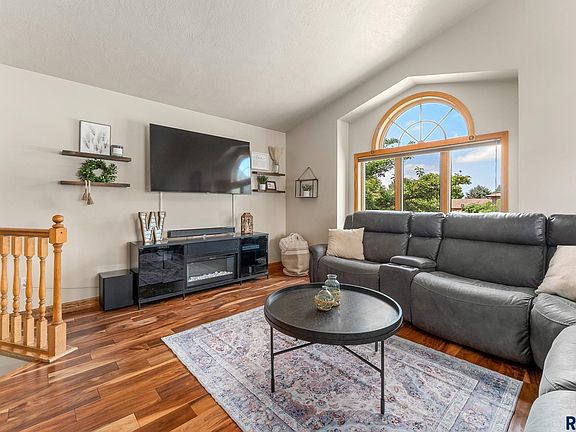 5th image of 6705 W Westminster Dr