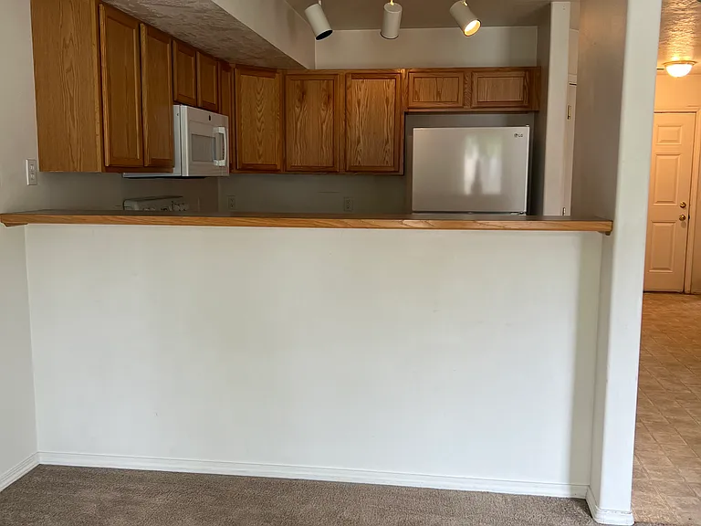 1505-1519 W Hyacinth Ln — Photo 12