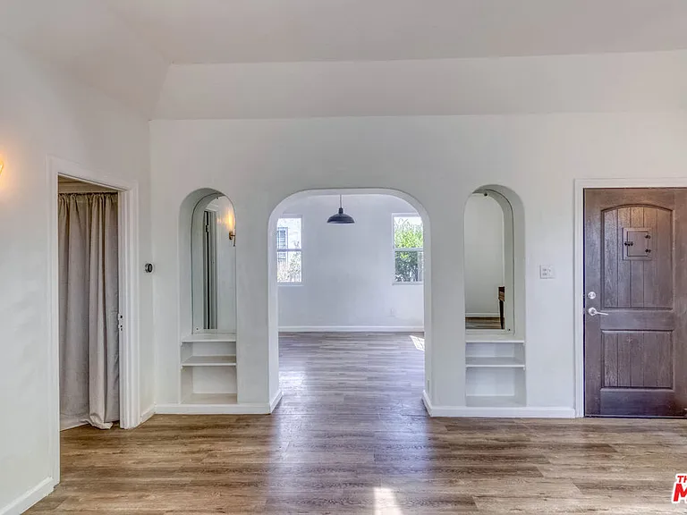 2127 Malcolm Ave — Photo 11