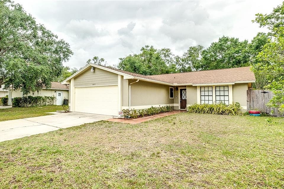 1st image of 3051 Curry Woods Dr