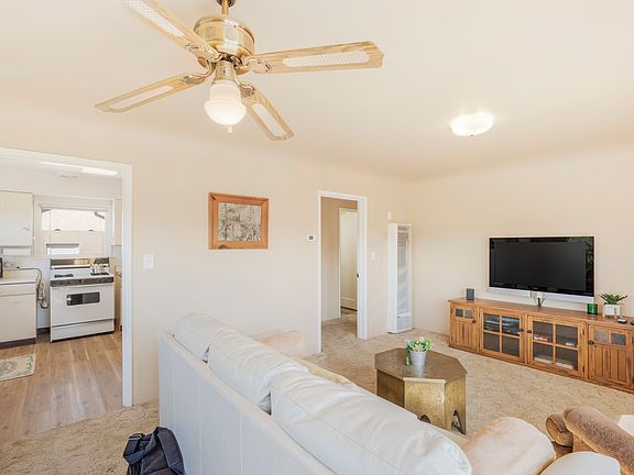 5th image of 4807 Foxenwood Ln